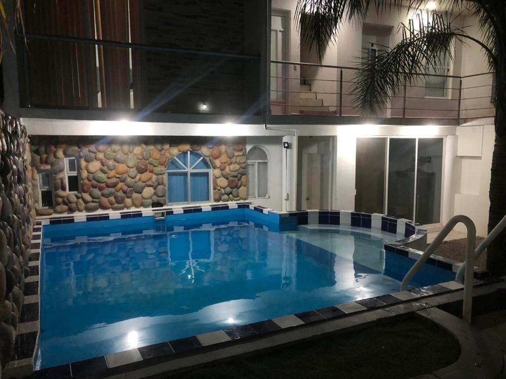 4 Venator House Boutique Aparthotel Leon Bagian luar foto